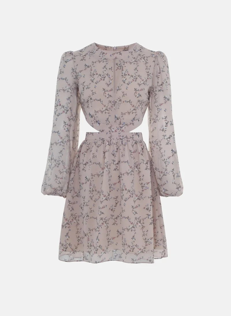 ليتشي فستان قصير من النسيج الخفيف بفتحات عند الخصر والعنق